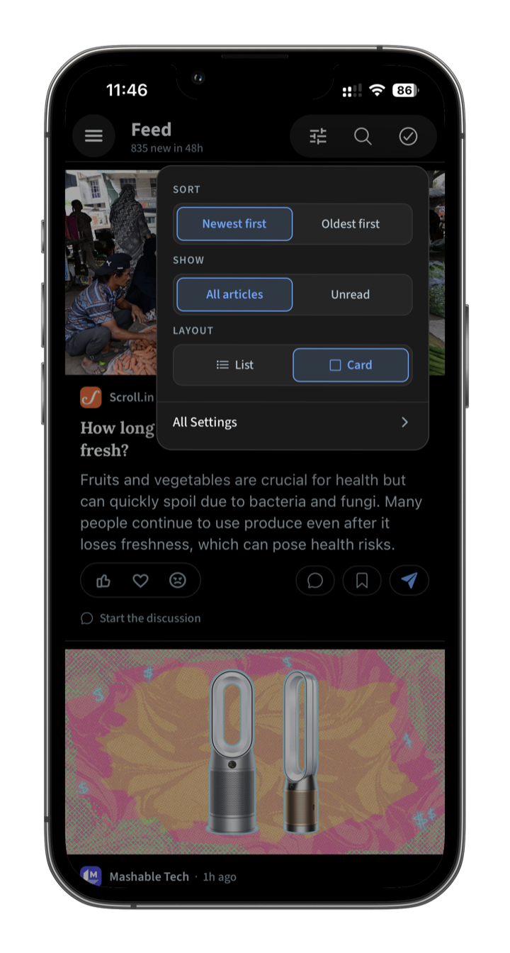 Customizable feed themes and layout